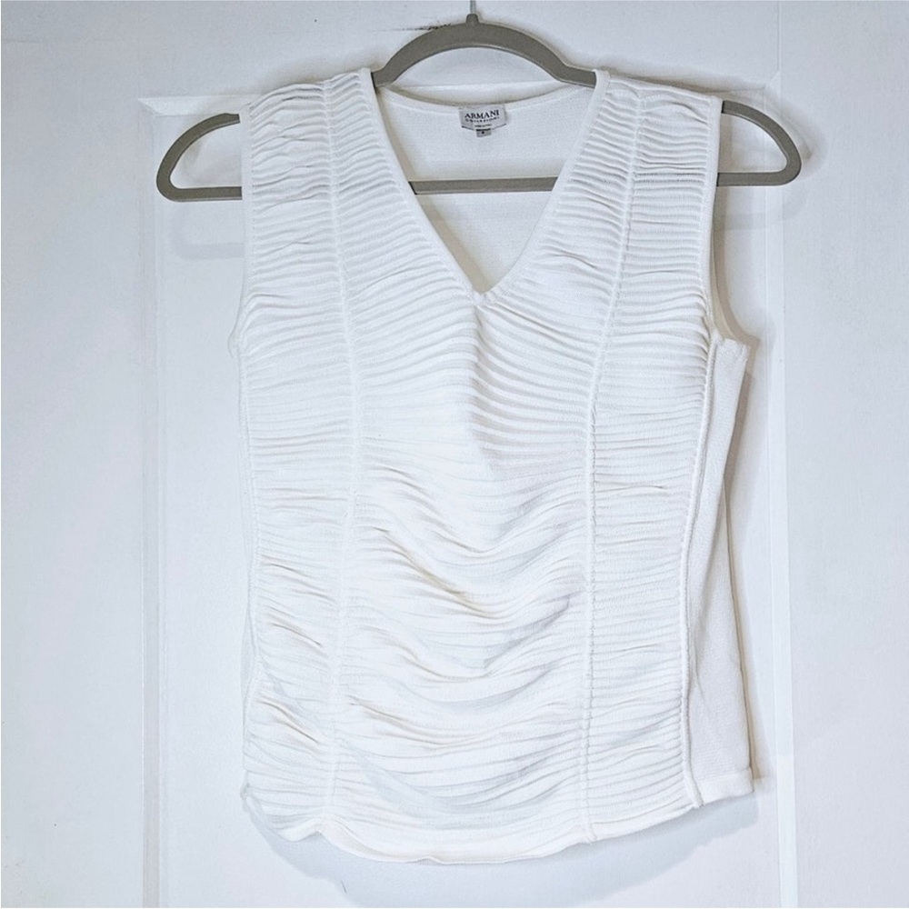 Summer white Armani Collezioni Pleated Sleeveless V-neck Top